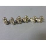 Set of 6 white metal place card holders modelled as ducks