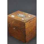 Oak wooden box with carrying handle and key