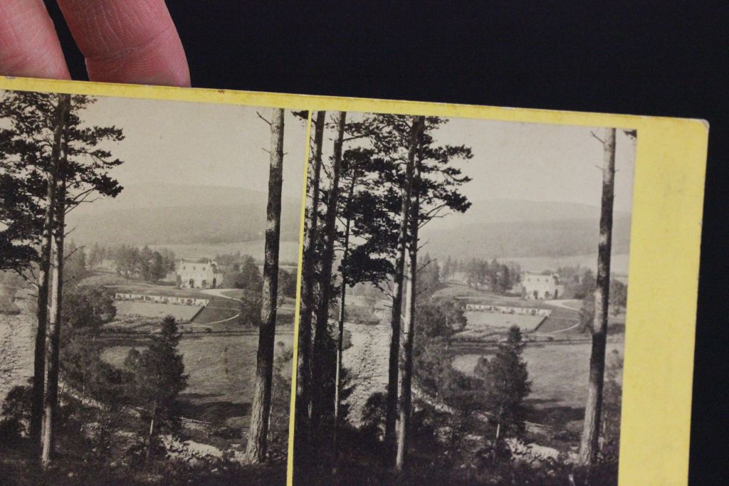 A wood & brass Stereoscope viewer along with a good selection of vintage Stereo cards - Image 3 of 27