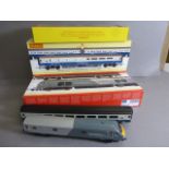 Hornby OO gauge Wrexham & Shropshire items to include R4472 Driving Van Trailer, R2951 Train Pack (