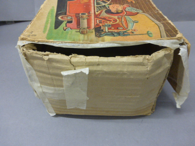 Boxed TN Battery Operated Mystery Action Car Fire Chief vehicle in gd condition, box poor - Image 3 of 7