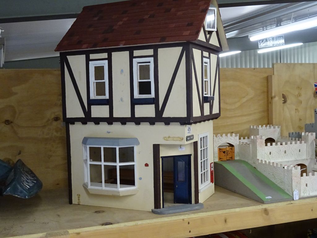 Large dolls house in the form of a pub Mr Darlington in gd overall condition