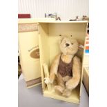 A limited edition Steiff 1996 British collectors bear, Blond 43