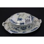 18th century Worcester blue & white first period butter dish with stand and lid