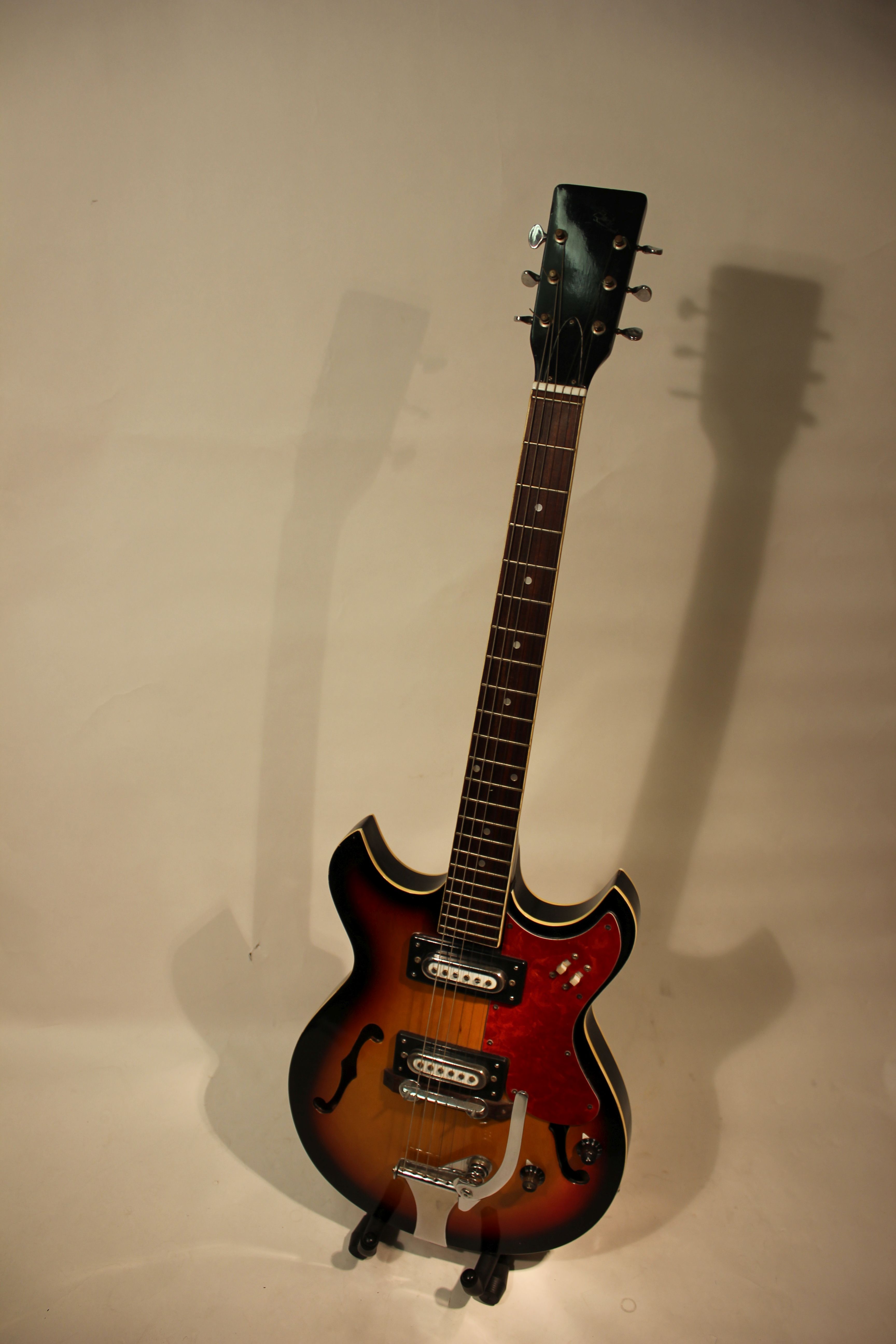 Guitar - Audition 7003 Electro acoustic thinline Teisco 1960s in great original condition, MIJ