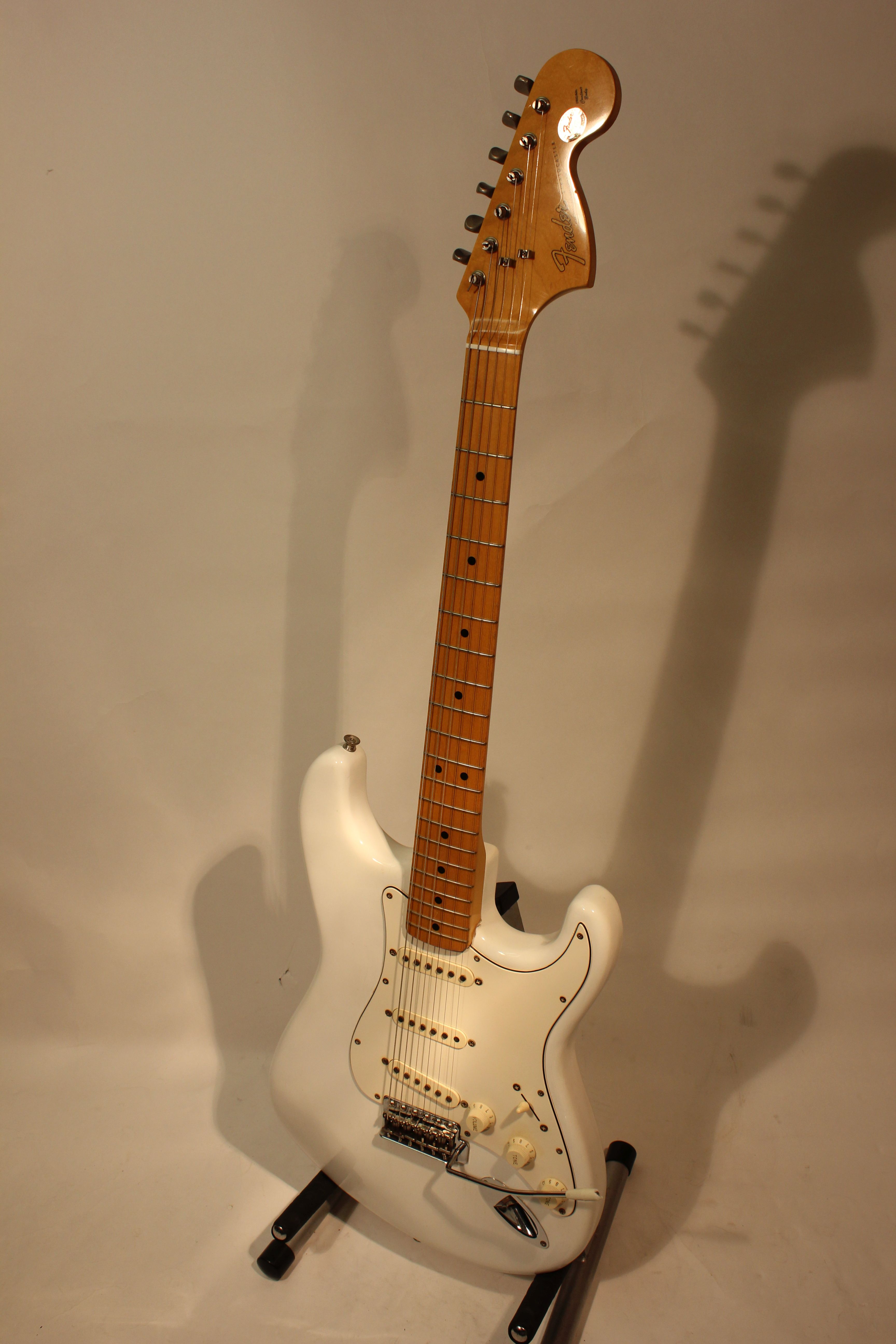 Guitar - Fender 67 Reissue Stratocaster STB-67 1995 - Rare model. Maple Neck