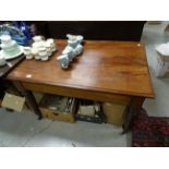 Victorian mahogany library table with turned legs & single drawer