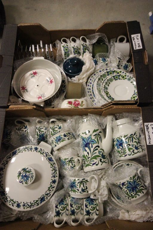 Midwinter tableware (approx 68 pcs) including patterns - 'Trend' 'Diaganol' 'Valencia' 'Citrus' '