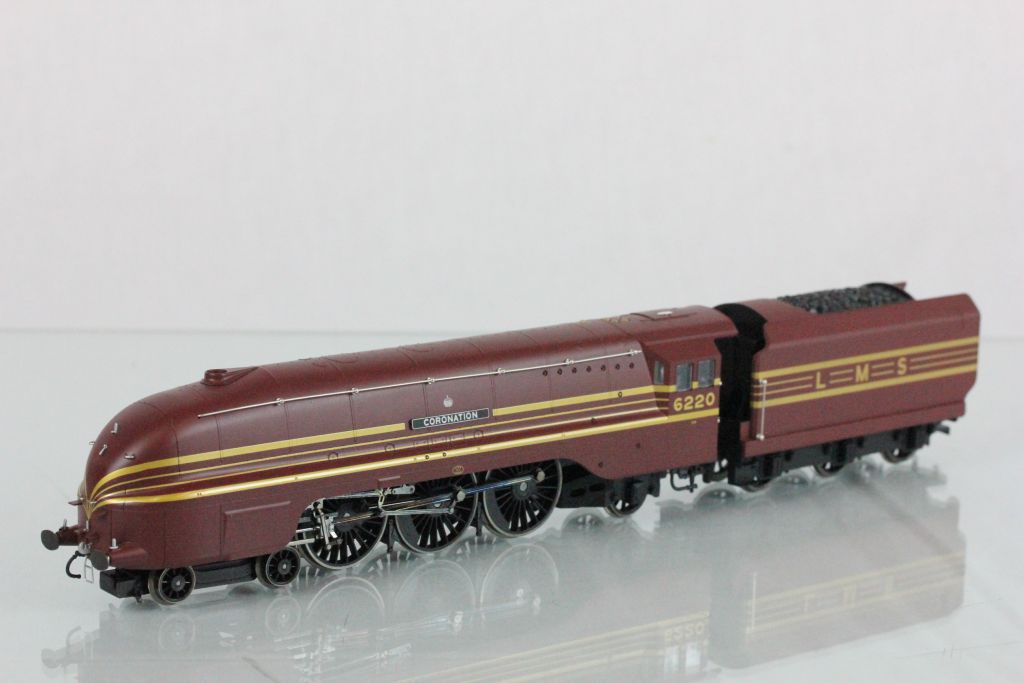 Boxed Hornby OO gauge R2199M The Coronation Scot Train Pack complete with certificate, appears - Image 2 of 5