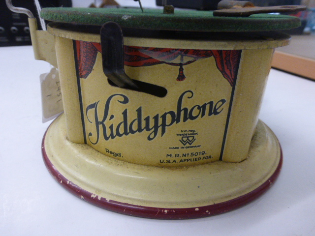 JOUET ANCIEN PETIT Gramophone Phonographe POUR PIECES EUR 30,00