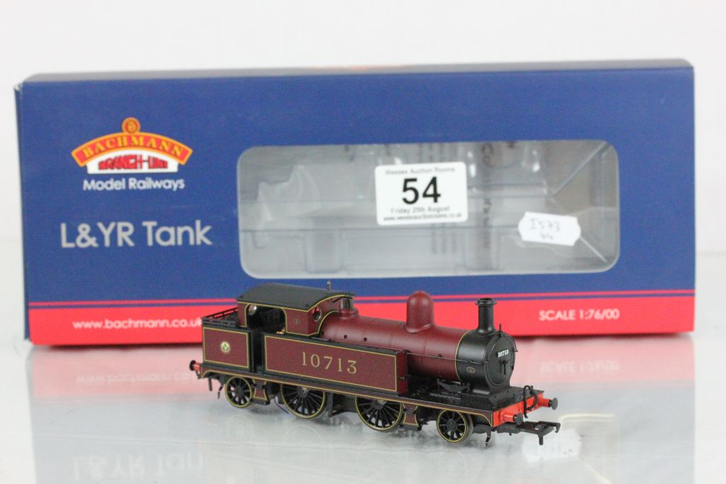 Boxed Bachmann OO gauge 31168 L&YR 2-4-2 Tank 10713 LMS Crimson locomotive