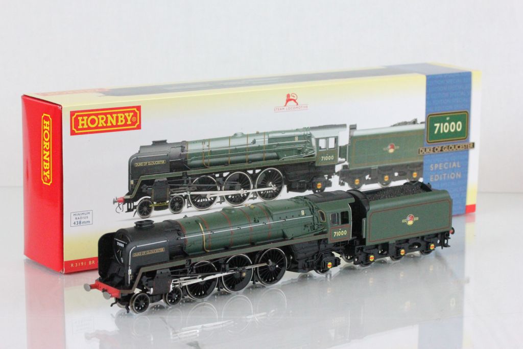 Boxed Hornby OO gauge R3191 BR 4-6-2 Standard Class 8P Duke of Gloucester Special Edition locomotive
