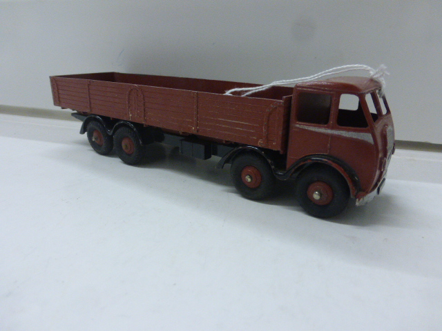 Boxed Dinky Supertoys No 501 Foden Diesel 8 Wheel Wagon in mauve with mauve hubs, some paint loss - Image 3 of 4