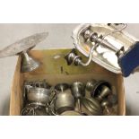 Box of mixed silver plated items to include cutlery