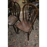 Set of Four Wheelback Elm Seated Kitchen Chairs