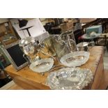 Quantity of silverplate and glass to include tankard, photo-frame etc