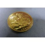 1927 Gold Sovereign coin