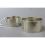 Pair of hallmarked Silver napkin rings Horton & Allday Birmingham 1905