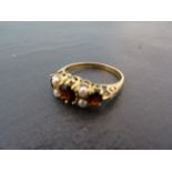 Ladies 9ct Gold Garnet & Pearl ring