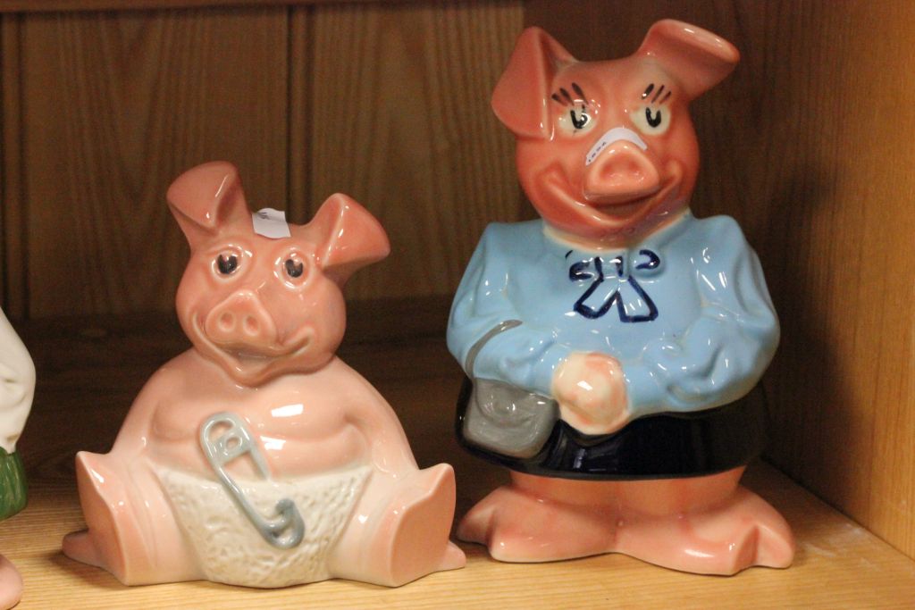 Collection of five Wade Natwest Pig money banks - Image 3 of 3