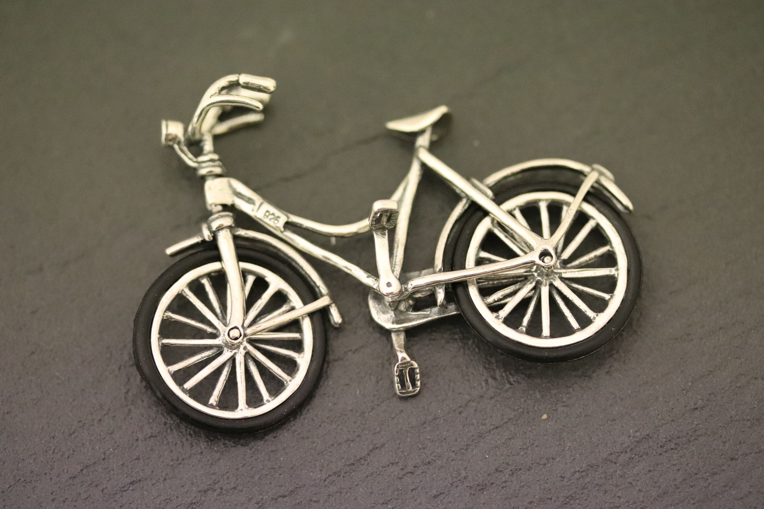 An unusual silver model of a ladies bicycle with rubber tyres - Image 3 of 3