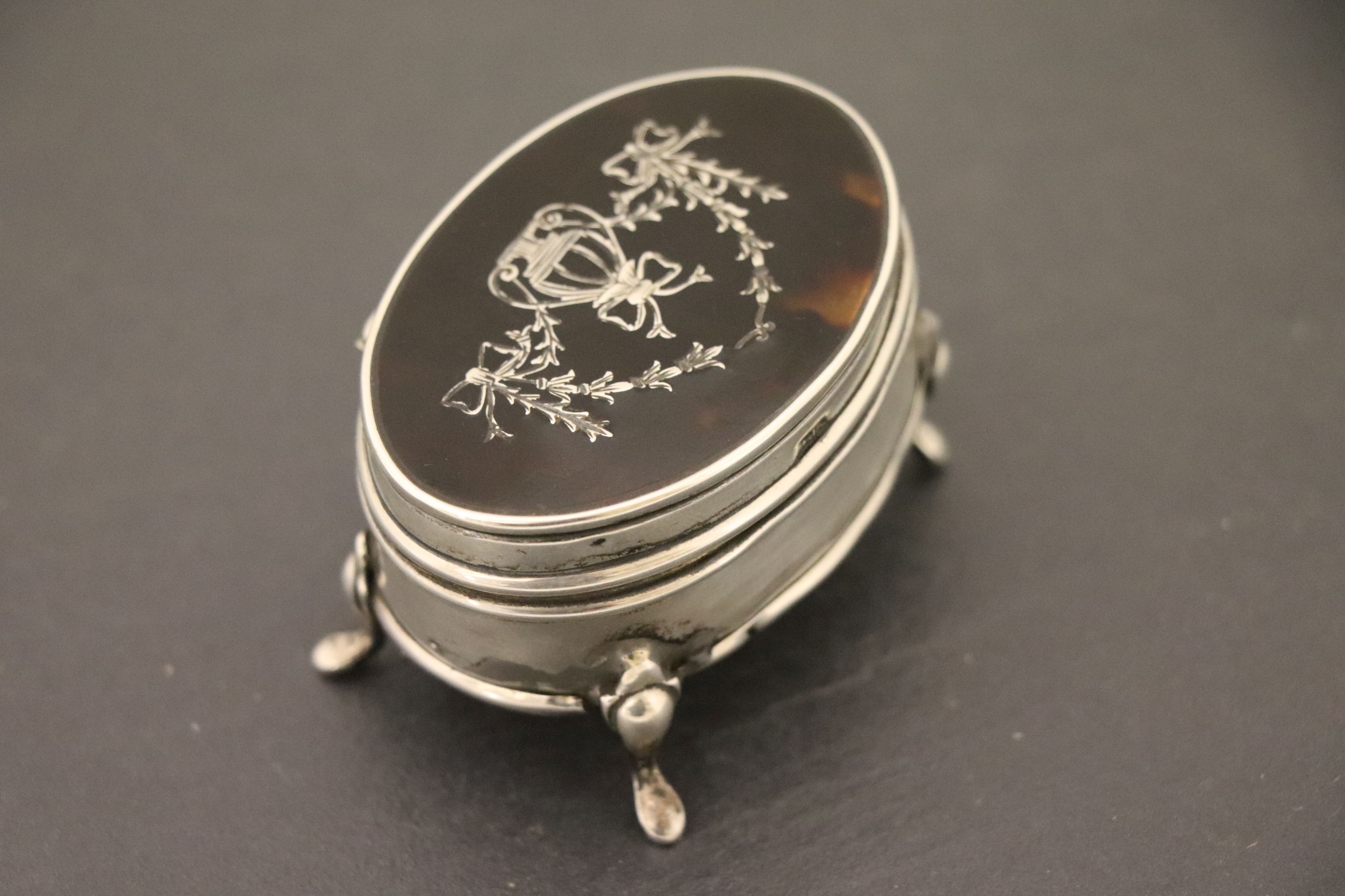 Hallmarked Silver Trinket box with inlaid Tortoiseshell lid - Image 3 of 6