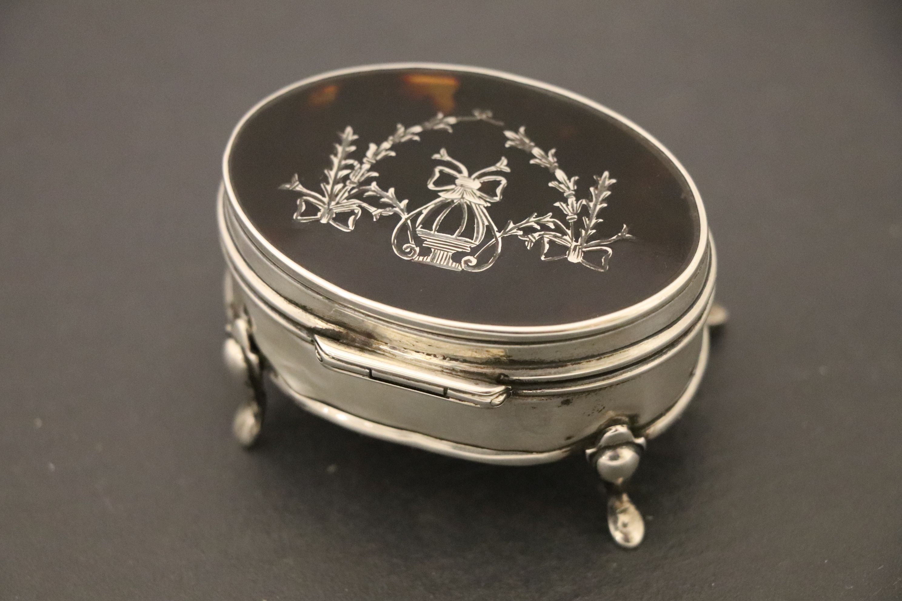 Hallmarked Silver Trinket box with inlaid Tortoiseshell lid - Image 4 of 6