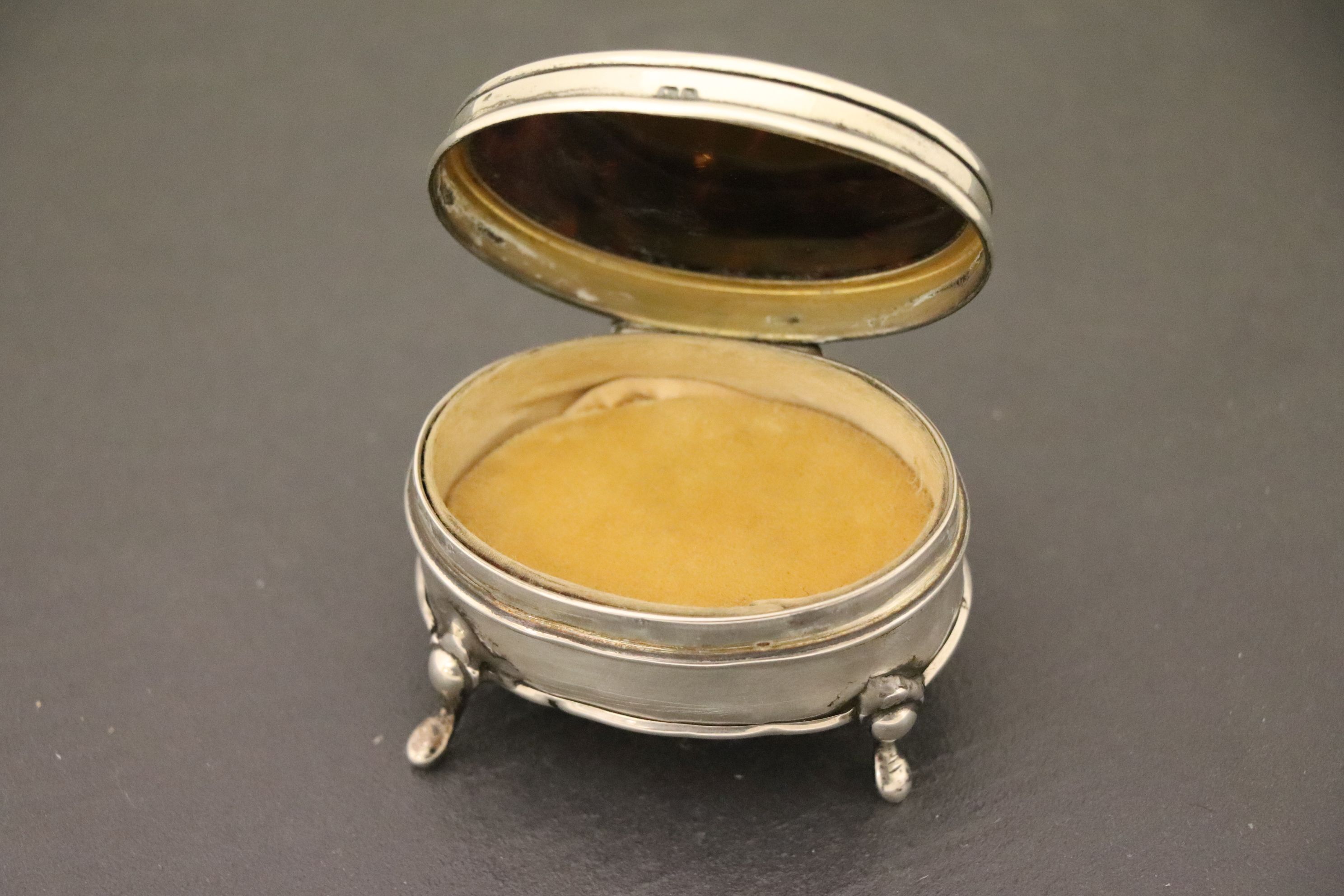 Hallmarked Silver Trinket box with inlaid Tortoiseshell lid - Image 5 of 6