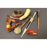 Mixed group of collectables to include; Cased Meerschaum pipe, hunting horn, cheroot holder etc