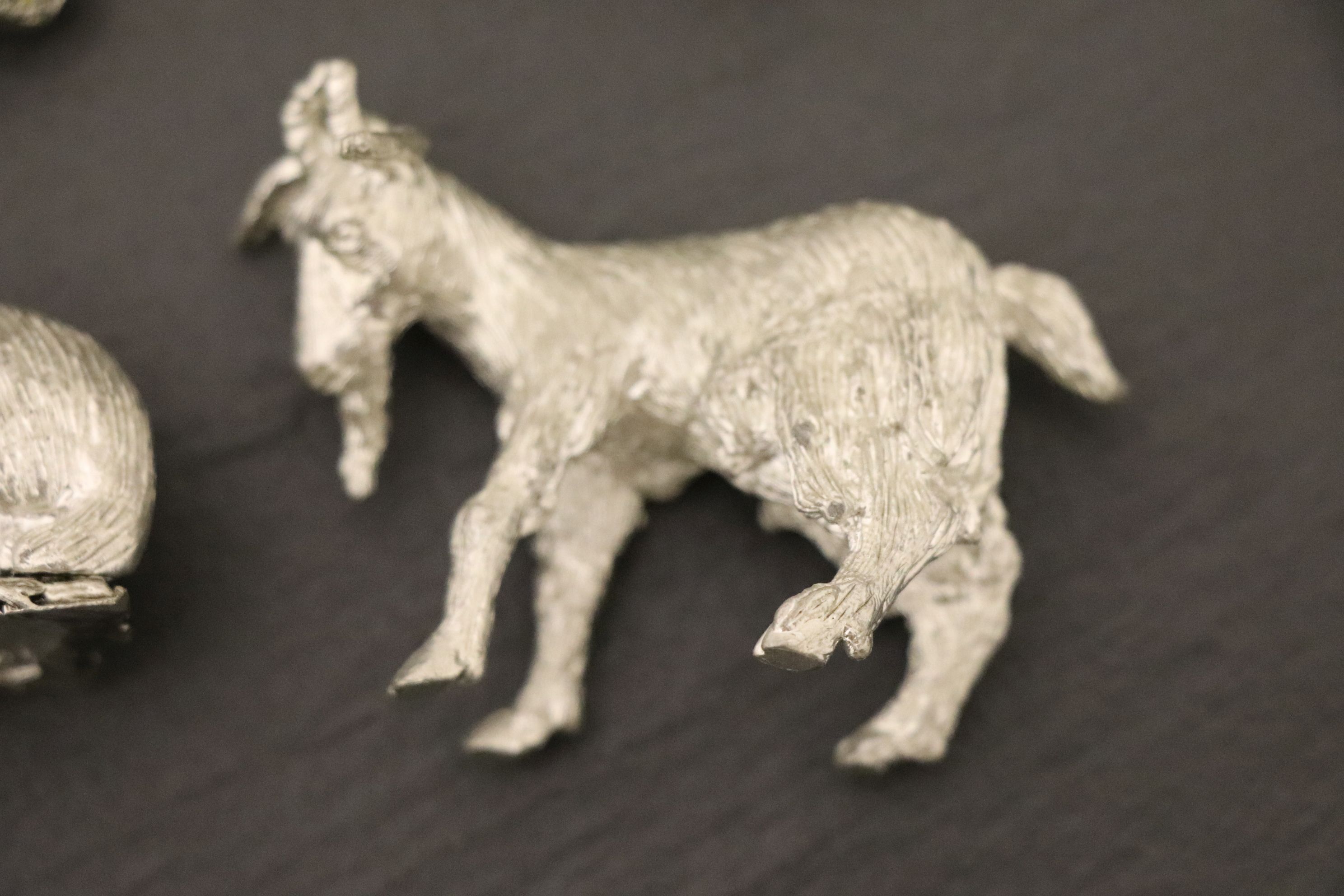 Collection of white metal Animal figures - Image 3 of 4