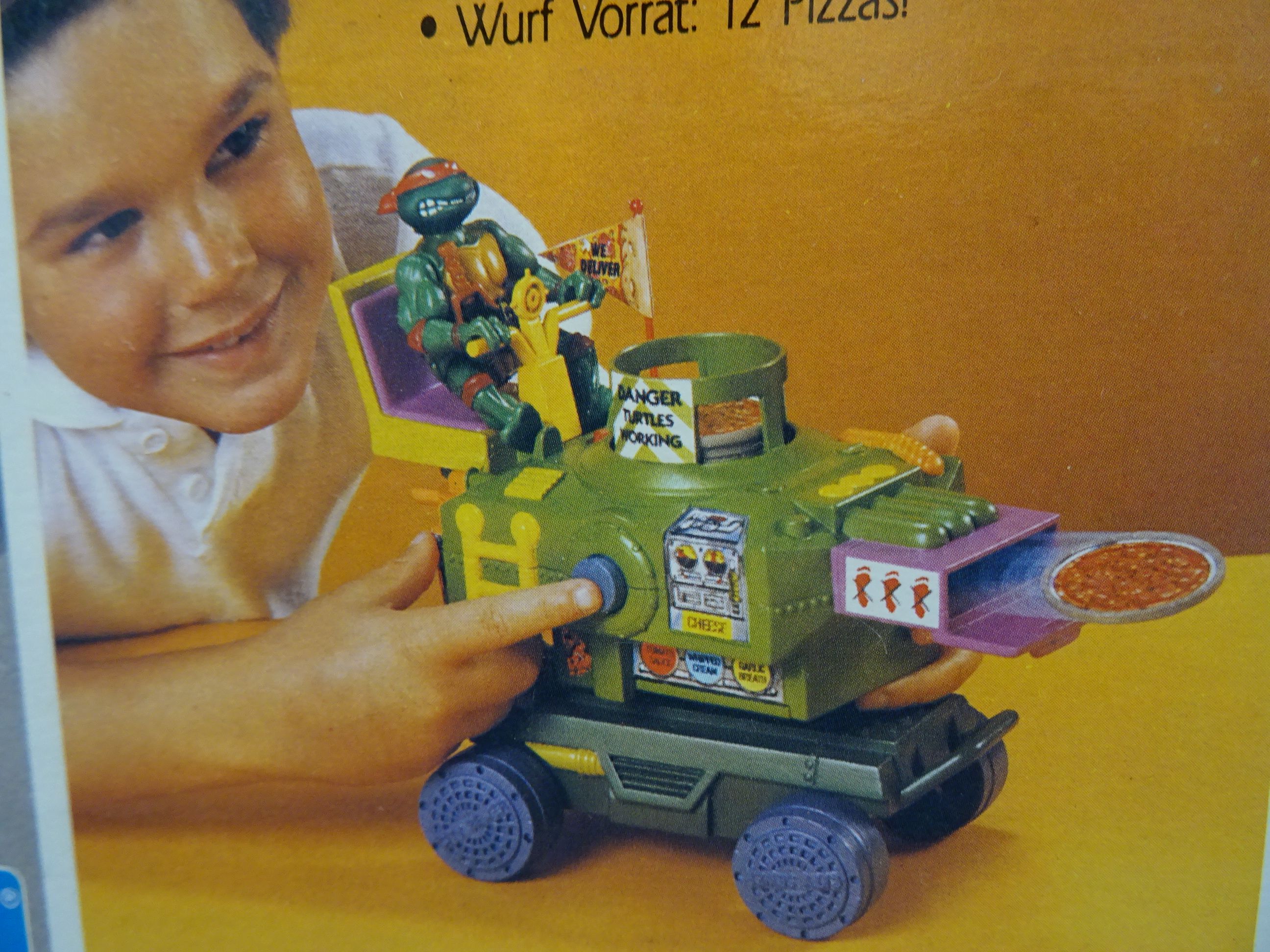 Original boxed Playmates Bandai Teenage Mutant Ninja Turtles Pizza Thrower vehicle, appearing to - Image 2 of 3