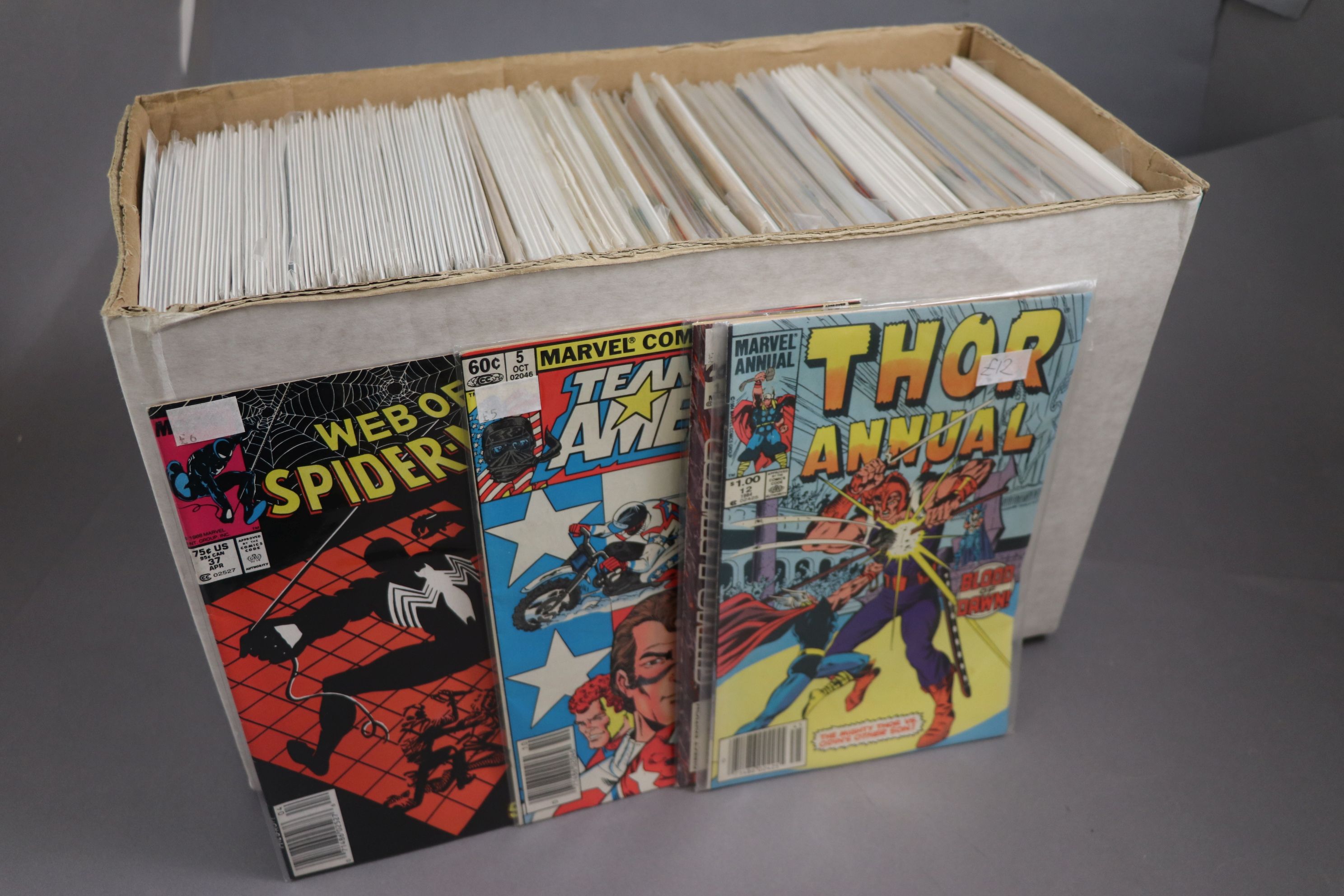 Approximately 183 mainly Marvel comics, Bronze & Modern Age to include; All New Spiderman, Amazing - Image 2 of 3