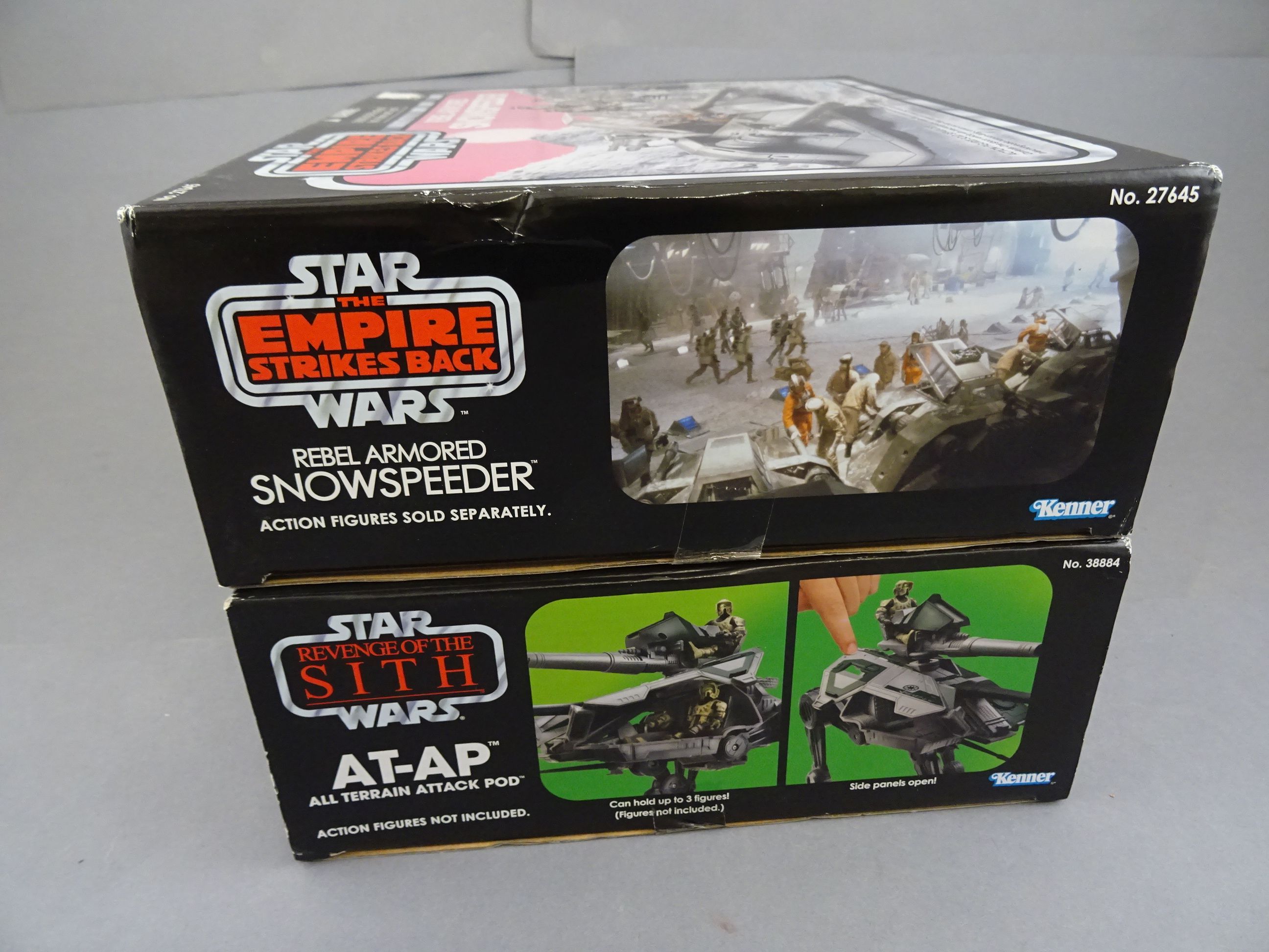 Star Wars - Two boxed Kenner The Vintage Collection sets to include Revenge of the No 38884 Sith - Image 4 of 4