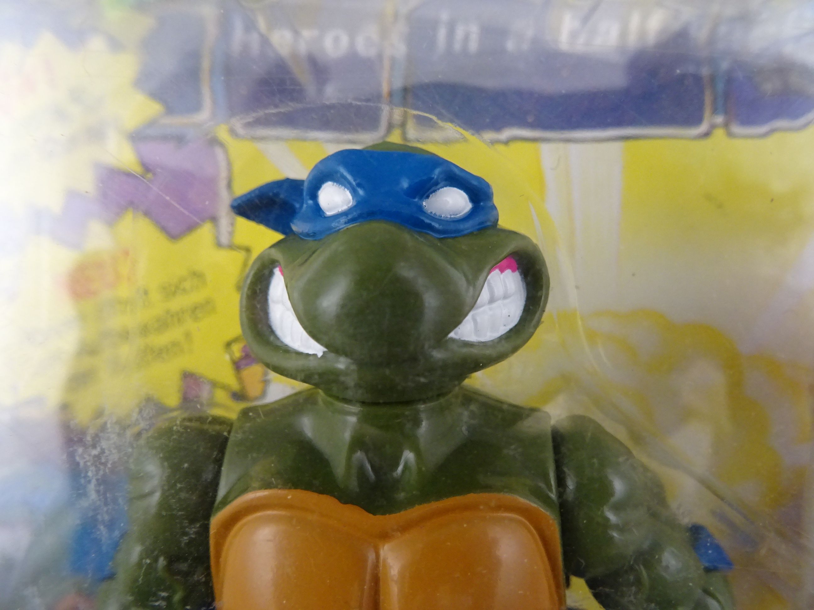 Original carded Playmates Bandai Teenage Mutant Hero Turtles Leonardo with Storage Shell figure, - Image 2 of 3