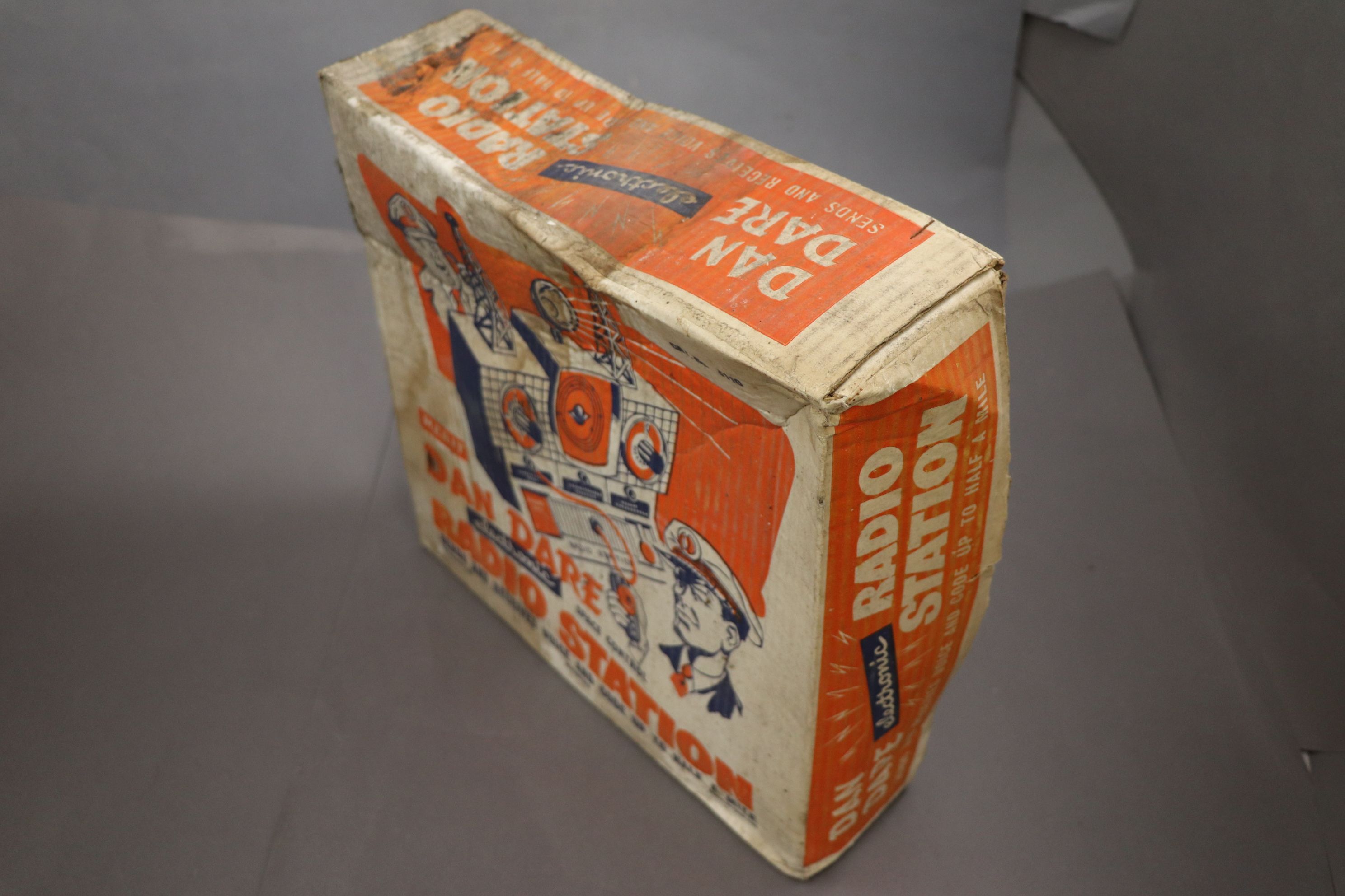 Boxed Merit 3110 Dan Dare Electronic Radio Station Space Control in gd condition, box lid stained - Image 5 of 5