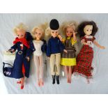 Five vintage Sindy Dolls to include Hong Kong and 2nd generation, all with outfits