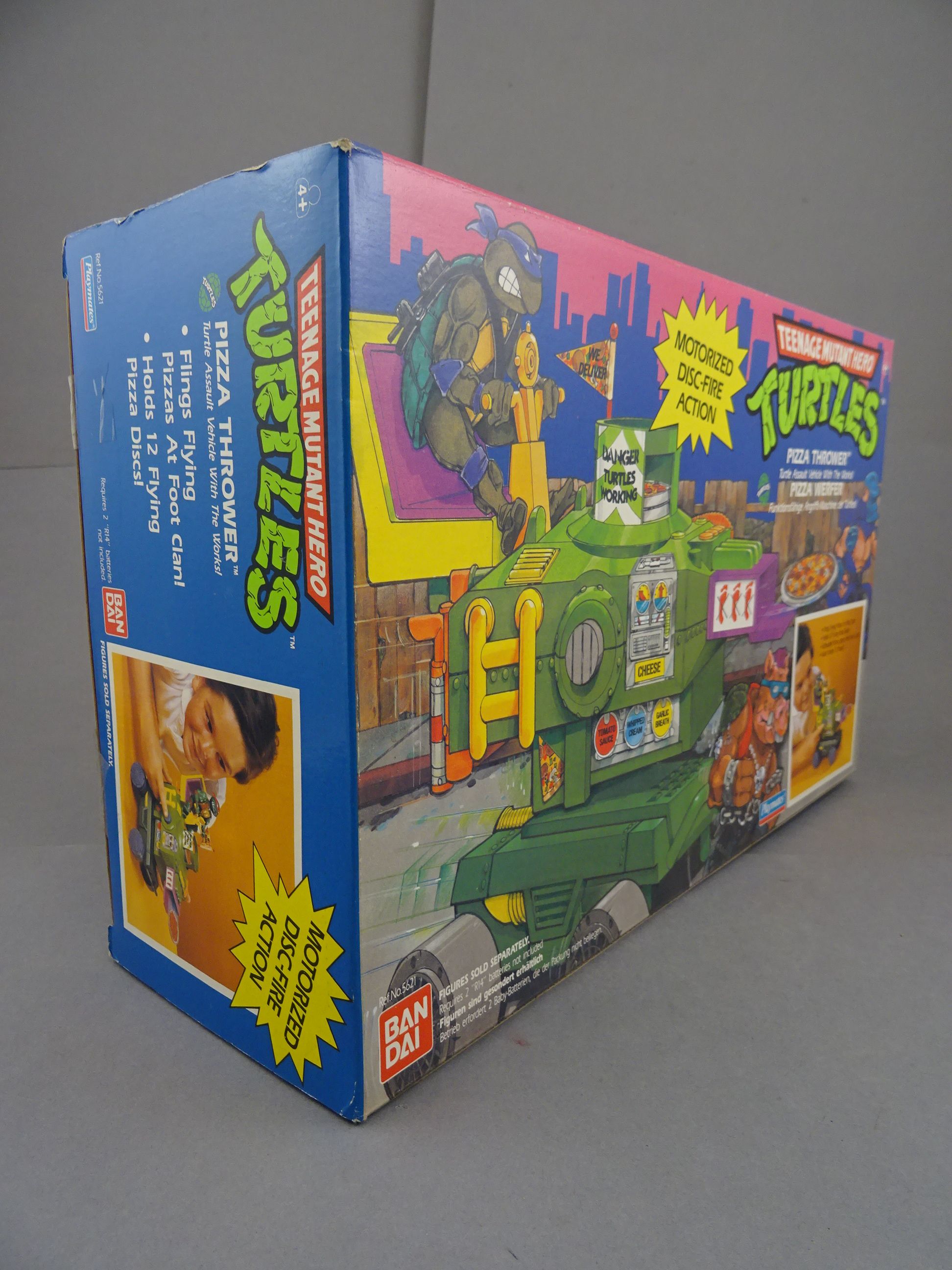 Original boxed Playmates Bandai Teenage Mutant Ninja Turtles Pizza Thrower vehicle, appearing to - Image 3 of 3