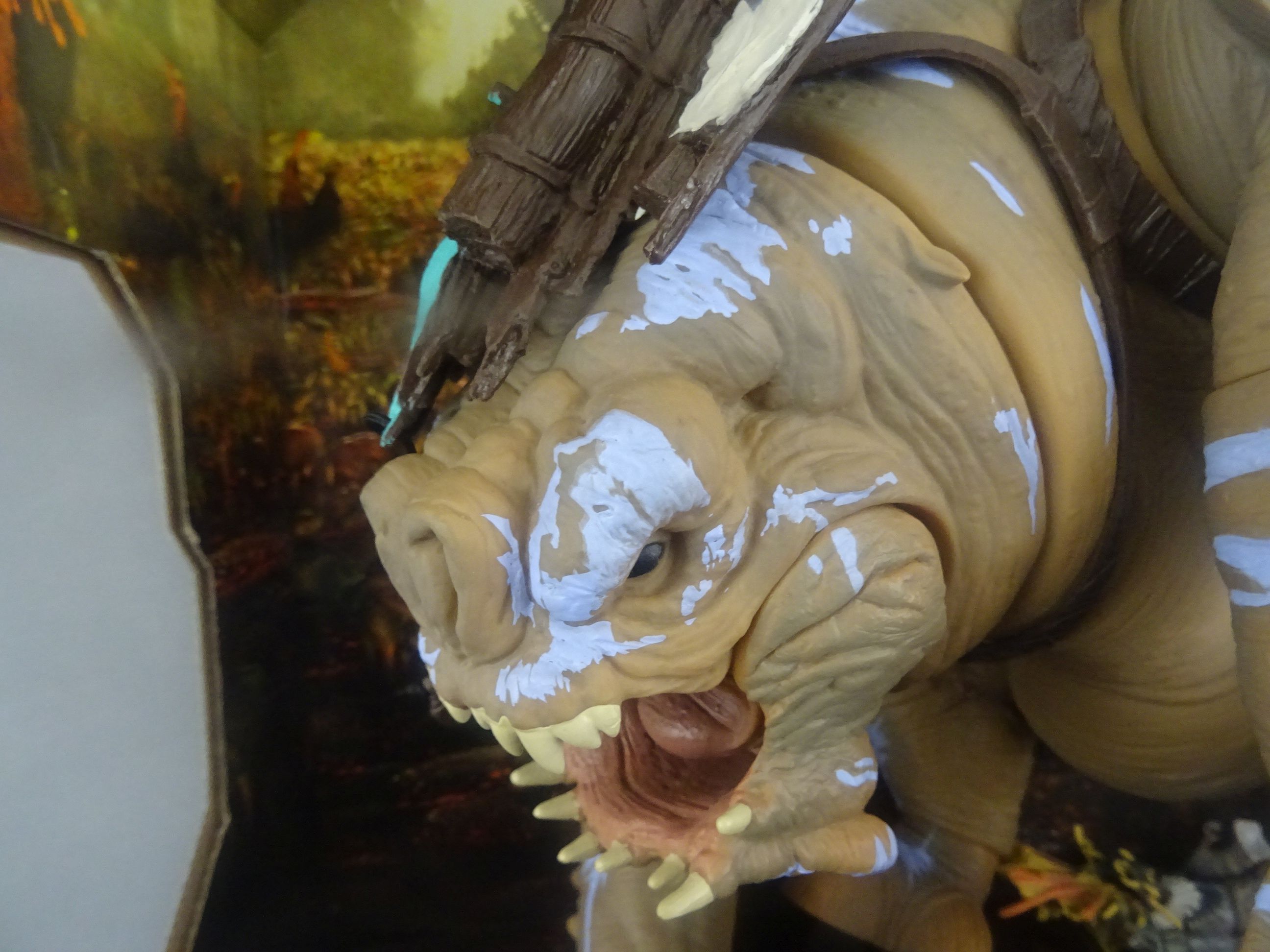 Star Wars - Boxed Hasbro Star Wars Battle Rancor with Felucian Rider and Saddle, figure loose in - Image 2 of 4