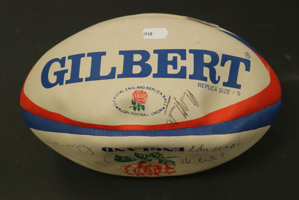 Gilbert England Replica Rugby Ball with signatures of Rugby Players including Will Carling, - Image 2 of 3