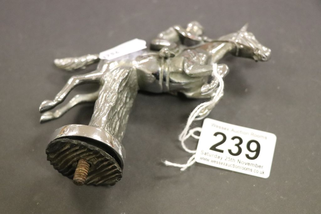 Vintage chrome finished Car Mascot in the form of a Horse & Jockey - Image 2 of 4