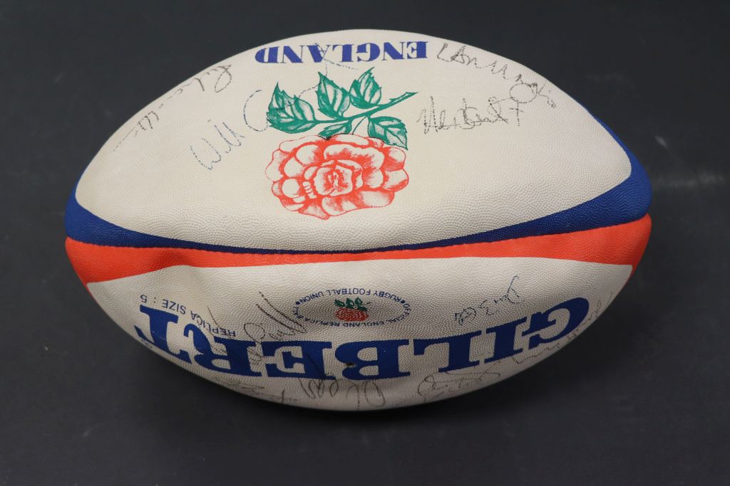 Gilbert England Replica Rugby Ball with signatures of Rugby Players including Will Carling, - Image 3 of 3