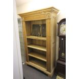Large 19th century Pine Bookcase with adjustable pine shelves