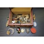 Brown leather box of approximately 50 vintage & modern brooches