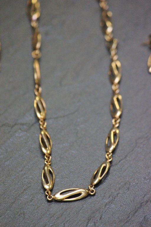 9ct Gold Necklace, Bracelet and Earrings Set, approx. 50 grams - Image 2 of 3