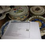 28 plates appertaining top Royalty and collectors items, Worcester, Doulton, Coalport & Wedgwood see