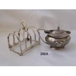 Four division canted bar toast rack Sheff by EV also a boat shaped mustard 105g