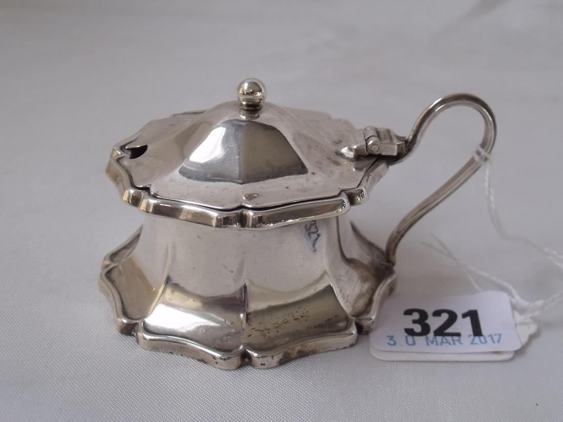 Edwardian capstan shaped mustard pot Sheff 1912 by TL 3.5” over handle 60g