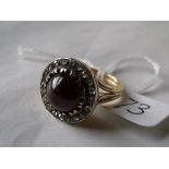 DIAMOND & CABOCHON GARNET GOLD mounted cluster ring approx size 'M' 6.7g inc