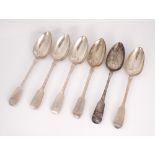 William IV Irish silver table spoons. A matched set of six early 19th century Irish silver fiddle-