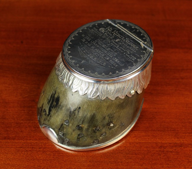A Horse's Hoof Snuff Box with silver plated mounts.